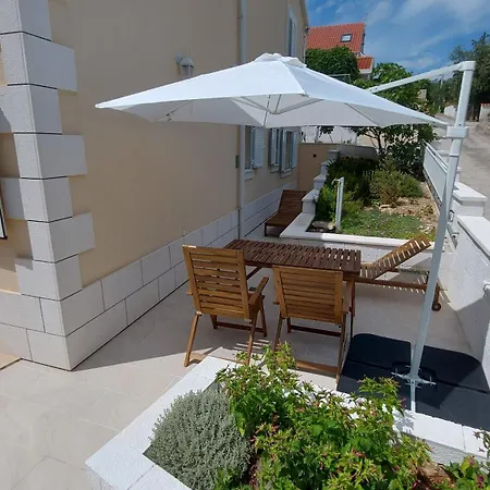 Stellaris Appartement Maslinica