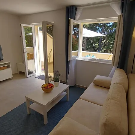 Stellaris Appartement Maslinica